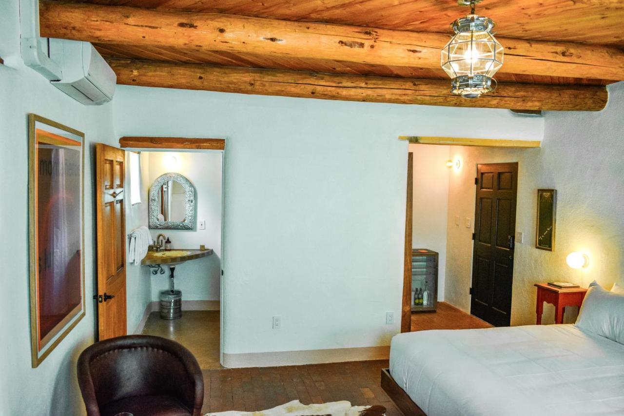 The Parador Santa Fe Exterior photo